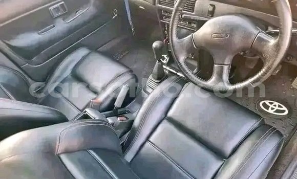 Acheter Occasion Voiture Toyota Corolla Rouge à Maseru, Maseru Acheter Occasion Voiture Toyota Corolla Rouge à Maseru, Maseru