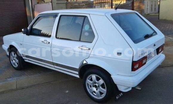 Sayi Na hannu Volkswagen Golf White Mota in Maseru a Maseru Sayi Na hannu Volkswagen Golf White Mota in Maseru a Maseru
