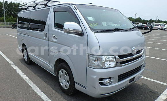 Acheter Occasion Voiture Toyota Regius Gris à Maseru, Maseru