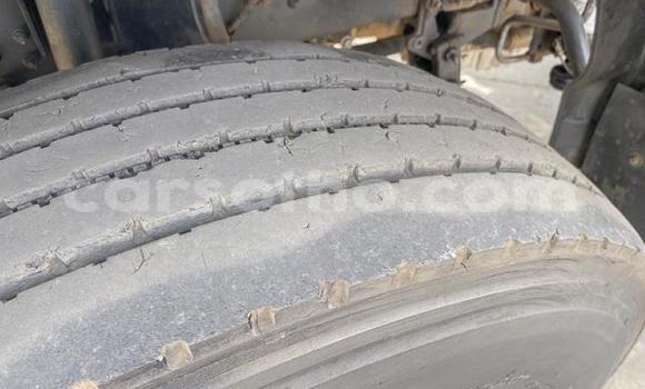 اشتري مستعمل Nissan UD White شاحنة في Maseru في Maseru اشتري مستعمل Nissan UD White شاحنة في Maseru في Maseru