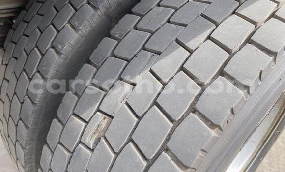 اشتري مستعمل Nissan UD White شاحنة في Maseru في Maseru اشتري مستعمل Nissan UD White شاحنة في Maseru في Maseru