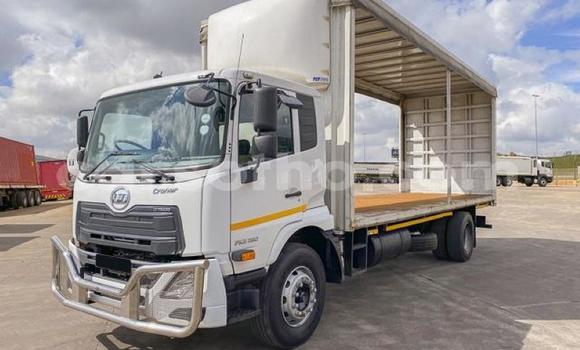 اشتري مستعمل Nissan UD White شاحنة في Maseru في Maseru اشتري مستعمل Nissan UD White شاحنة في Maseru في Maseru