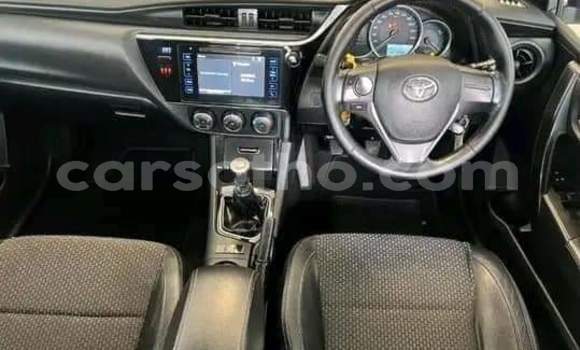 Sayi Na hannu Toyota Corolla White Mota in Maseru a Maseru Sayi Na hannu Toyota Corolla White Mota in Maseru a Maseru