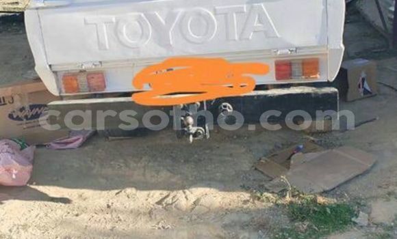 Sayi Na hannu Toyota Hilux Other Mota in Mafeteng a Mafeteng Sayi Na hannu Toyota Hilux Other Mota in Mafeteng a Mafeteng