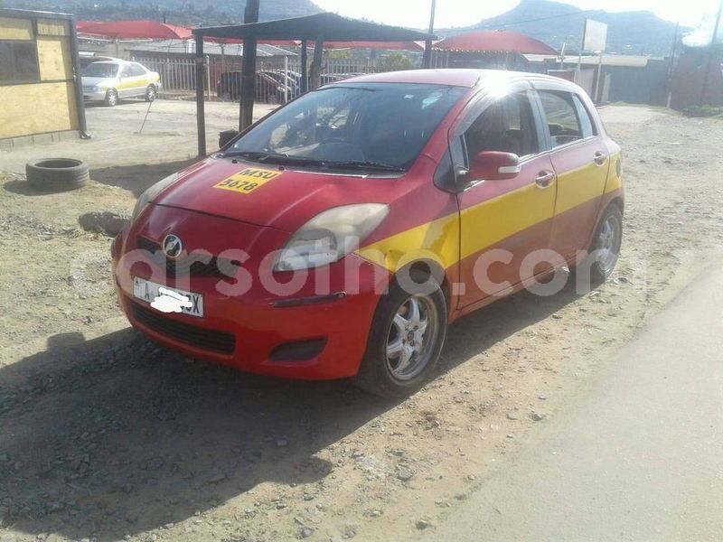 Big with watermark toyota vitz maseru import dubai 28008