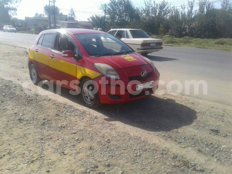 Big with watermark toyota vitz maseru import dubai 28008