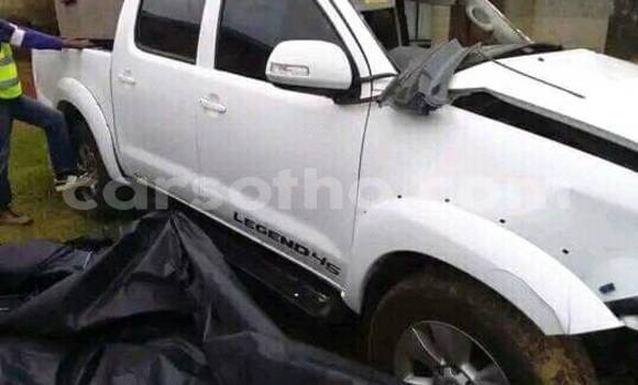Acheter Occasion Voiture Toyota Hilux Blanc à Import - Dubai, Maseru Acheter Occasion Voiture Toyota Hilux Blanc à Import - Dubai, Maseru