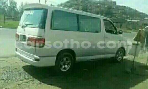 Acheter Occasion Voiture Reliant Scimitar Sabre Blanc à Import - Dubai, Maseru Acheter Occasion Voiture Reliant Scimitar Sabre Blanc à Import - Dubai, Maseru