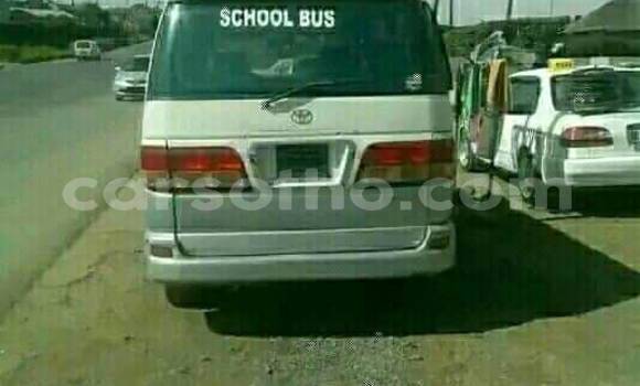 Acheter Occasion Voiture Reliant Scimitar Sabre Blanc à Import - Dubai, Maseru Acheter Occasion Voiture Reliant Scimitar Sabre Blanc à Import - Dubai, Maseru