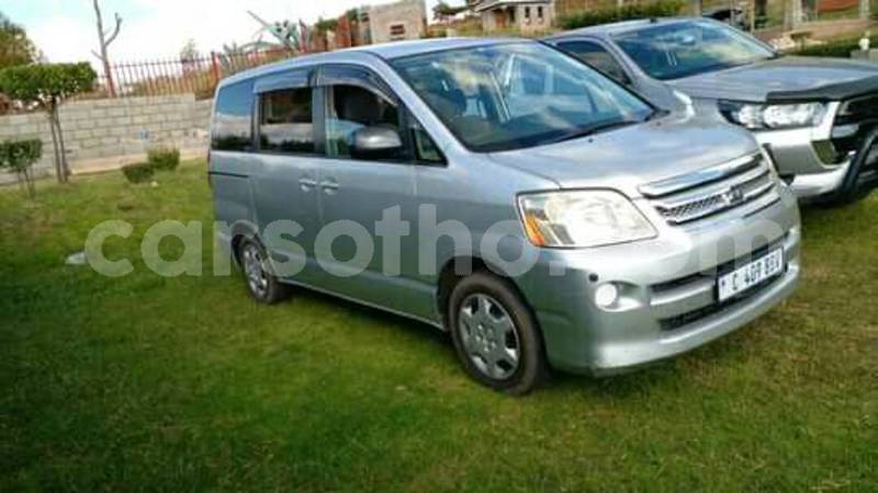 Big with watermark toyota noah mafeteng mafeteng 28027