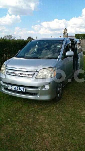 Big with watermark toyota noah mafeteng mafeteng 28027