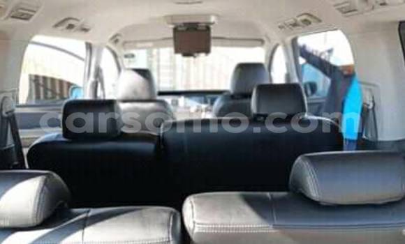 Acheter Occasion Voiture Honda Stepwgn Blanc à Maputsoa, Leribe Acheter Occasion Voiture Honda Stepwgn Blanc à Maputsoa, Leribe