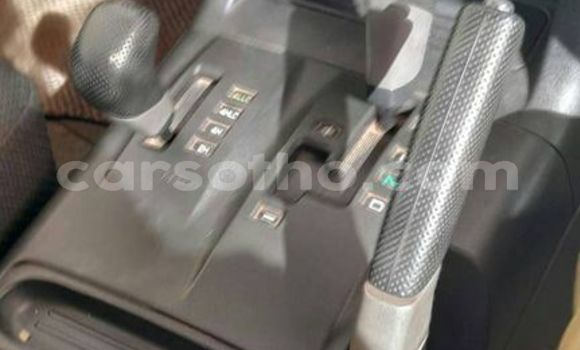 Acheter Occasion Voiture Mitsubishi Pajero Noir à Import - Dubai, Maseru Acheter Occasion Voiture Mitsubishi Pajero Noir à Import - Dubai, Maseru