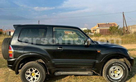 Acheter Occasion Voiture Mitsubishi Pajero Noir à Import - Dubai, Maseru Acheter Occasion Voiture Mitsubishi Pajero Noir à Import - Dubai, Maseru