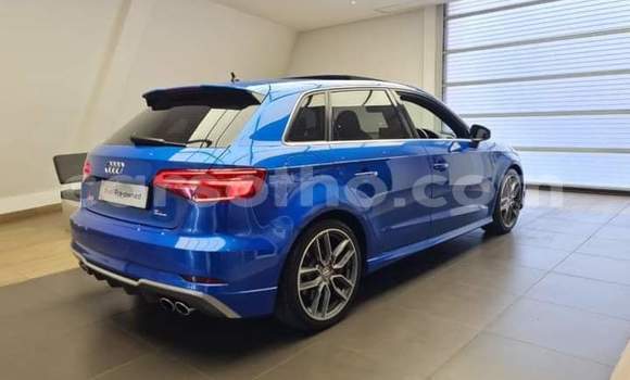 Sayi Na hannu Audi S3 Blue Mota in Maseru a Maseru Sayi Na hannu Audi S3 Blue Mota in Maseru a Maseru
