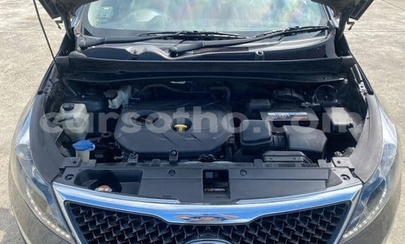 Sayi Na hannu Kia Sportage Beige Mota in Maputsoe a Leribe Sayi Na hannu Kia Sportage Beige Mota in Maputsoe a Leribe