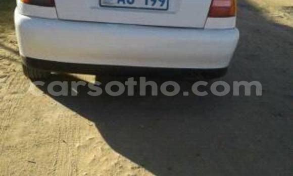 Sayi Na hannu Volkswagen Polo White Mota in Maseru a Maseru