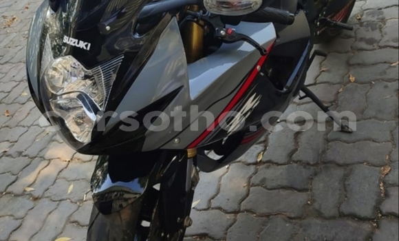 Buy Used Suzuki GSX–R Beige Bike in Butha Buthe in Butha-Buthe Buy Used Suzuki GSX–R Beige Bike in Butha Buthe in Butha-Buthe