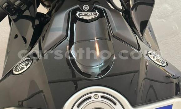 Buy Used Yamaha YZF Black Bike in Maseru in Maseru Buy Used Yamaha YZF Black Bike in Maseru in Maseru