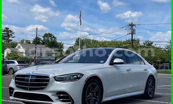 Acheter Occasion Voiture Mercedes-Benz S–Class Blanc à Butha Buthe, Butha-Buthe