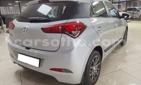 اشتري مستعمل Hyundai i20 Silver سيارة في Maseru في Maseru اشتري مستعمل Hyundai i20 Silver سيارة في Maseru في Maseru
