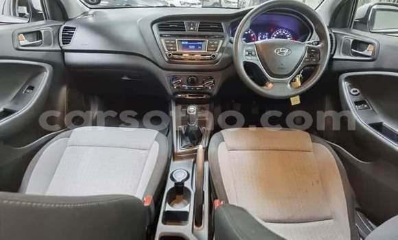 اشتري مستعمل Hyundai i20 Silver سيارة في Maseru في Maseru اشتري مستعمل Hyundai i20 Silver سيارة في Maseru في Maseru