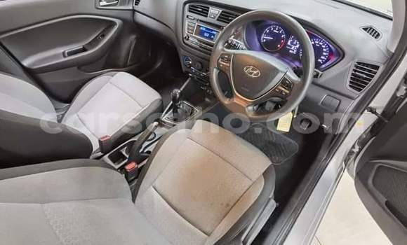 اشتري مستعمل Hyundai i20 Silver سيارة في Maseru في Maseru اشتري مستعمل Hyundai i20 Silver سيارة في Maseru في Maseru