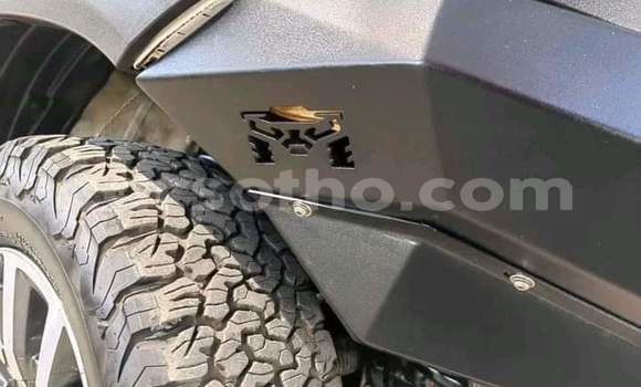 Sayi Na hannu Toyota Hilux White Mota in Maseru a Maseru Sayi Na hannu Toyota Hilux White Mota in Maseru a Maseru