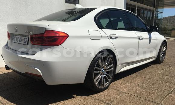 Acheter Occasion Voiture BMW 5–Series Blanc à Maputsoa, Leribe Acheter Occasion Voiture BMW 5–Series Blanc à Maputsoa, Leribe