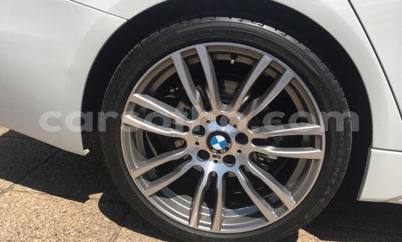 Acheter Occasion Voiture BMW 5–Series Blanc à Maputsoa, Leribe Acheter Occasion Voiture BMW 5–Series Blanc à Maputsoa, Leribe