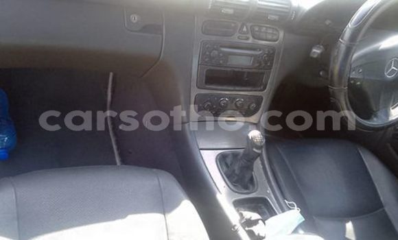 اشتري مستعمل Mercedes-Benz KOMPRESSOR Blue سيارة في Maseru في Maseru اشتري مستعمل Mercedes-Benz KOMPRESSOR Blue سيارة في Maseru في Maseru