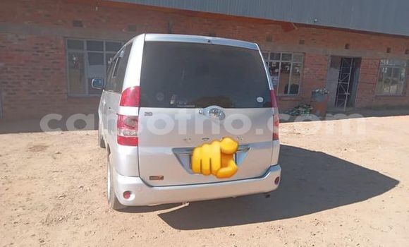 اشتري مستعمل Toyota Noah Silver سيارة في Maseru في Maseru اشتري مستعمل Toyota Noah Silver سيارة في Maseru في Maseru