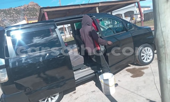 اشتري مستعمل Toyota Voxy Black سيارة في Butha Buthe في Butha-Buthe اشتري مستعمل Toyota Voxy Black سيارة في Butha Buthe في Butha-Buthe