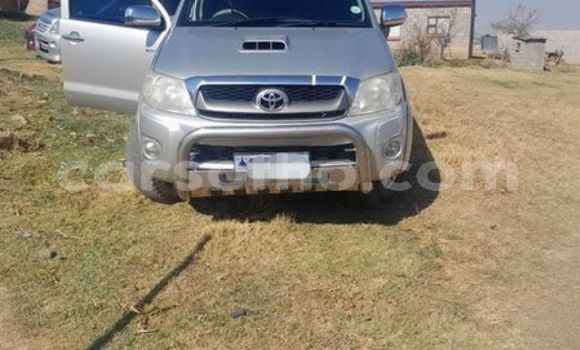 اشتري مستعمل Toyota Hilux Brown سيارة في Maseru في Maseru اشتري مستعمل Toyota Hilux Brown سيارة في Maseru في Maseru