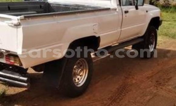 اشتري مستعمل Toyota Pickup White سيارة في Maseru في Maseru اشتري مستعمل Toyota Pickup White سيارة في Maseru في Maseru