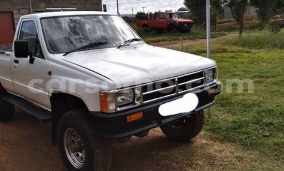 اشتري مستعمل Toyota Pickup White سيارة في Maseru في Maseru اشتري مستعمل Toyota Pickup White سيارة في Maseru في Maseru