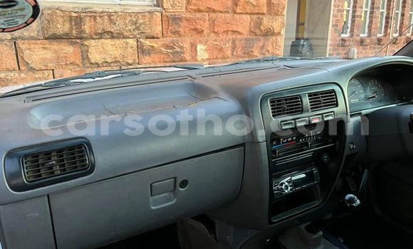 اشتري مستعمل Nissan Hardbody White سيارة في Maseru في Maseru اشتري مستعمل Nissan Hardbody White سيارة في Maseru في Maseru