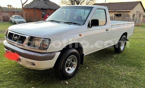 اشتري مستعمل Nissan Hardbody White سيارة في Maseru في Maseru اشتري مستعمل Nissan Hardbody White سيارة في Maseru في Maseru