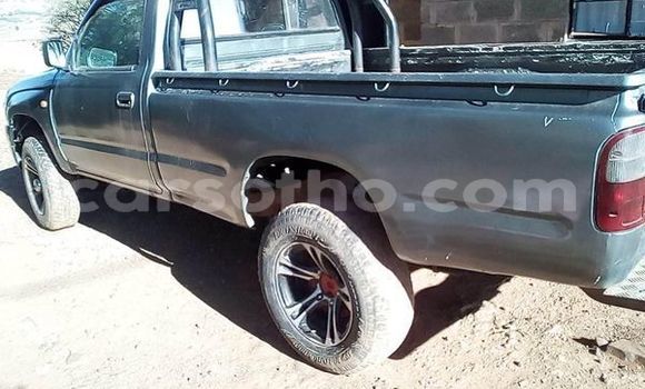 Sayi Na hannu Toyota Hilux Brown Mota in Maseru a Maseru Sayi Na hannu Toyota Hilux Brown Mota in Maseru a Maseru