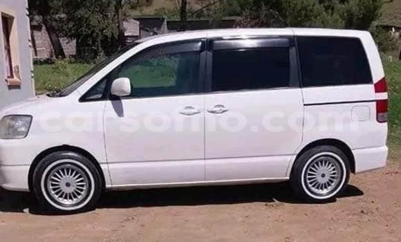 اشتري مستعمل Toyota Noah White سيارة في Maseru في Maseru اشتري مستعمل Toyota Noah White سيارة في Maseru في Maseru