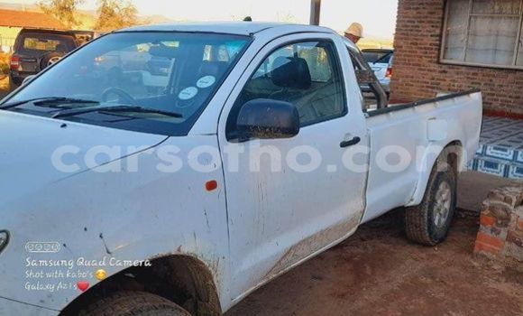 اشتري مستعمل Toyota Hilux White سيارة في Maseru في Maseru اشتري مستعمل Toyota Hilux White سيارة في Maseru في Maseru