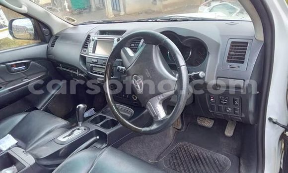 Sayi Na hannu Toyota Fortuner Black Mota in Maseru a Maseru Sayi Na hannu Toyota Fortuner Black Mota in Maseru a Maseru