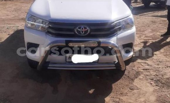 اشتري مستعمل Toyota Hilux White سيارة في Maseru في Maseru اشتري مستعمل Toyota Hilux White سيارة في Maseru في Maseru