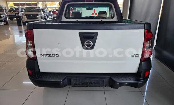 Acheter Occasion Voiture Nissan NV200 Blanc à Maseru, Maseru Acheter Occasion Voiture Nissan NV200 Blanc à Maseru, Maseru