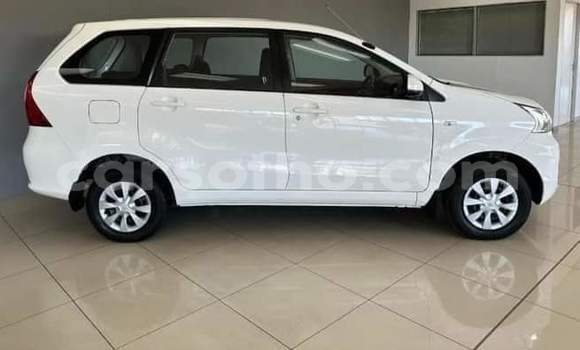 Sayi Na hannu Toyota Avanza White Mota in Maseru a Maseru Sayi Na hannu Toyota Avanza White Mota in Maseru a Maseru