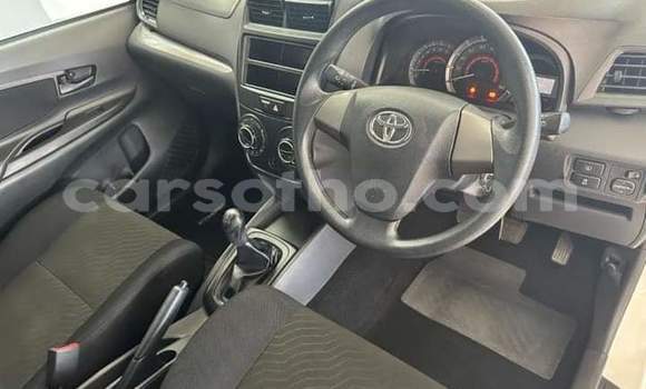 Sayi Na hannu Toyota Avanza White Mota in Maseru a Maseru Sayi Na hannu Toyota Avanza White Mota in Maseru a Maseru
