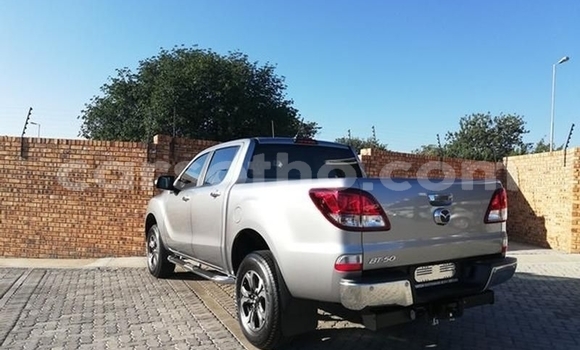 اشتري مستعمل Mazda BT-50 Silver سيارة في Hlotse في Leribe اشتري مستعمل Mazda BT-50 Silver سيارة في Hlotse في Leribe
