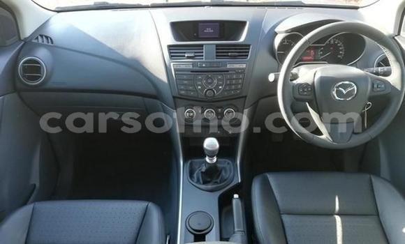 اشتري مستعمل Mazda BT-50 Silver سيارة في Hlotse في Leribe اشتري مستعمل Mazda BT-50 Silver سيارة في Hlotse في Leribe