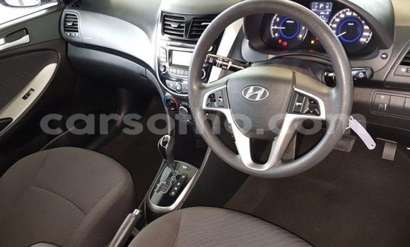 Sayi Na hannu Hyundai Accent Silver Mota in Hlotse a Leribe Sayi Na hannu Hyundai Accent Silver Mota in Hlotse a Leribe