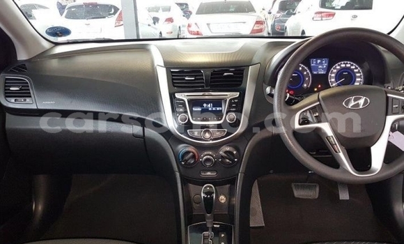 Sayi Na hannu Hyundai Accent Silver Mota in Hlotse a Leribe Sayi Na hannu Hyundai Accent Silver Mota in Hlotse a Leribe